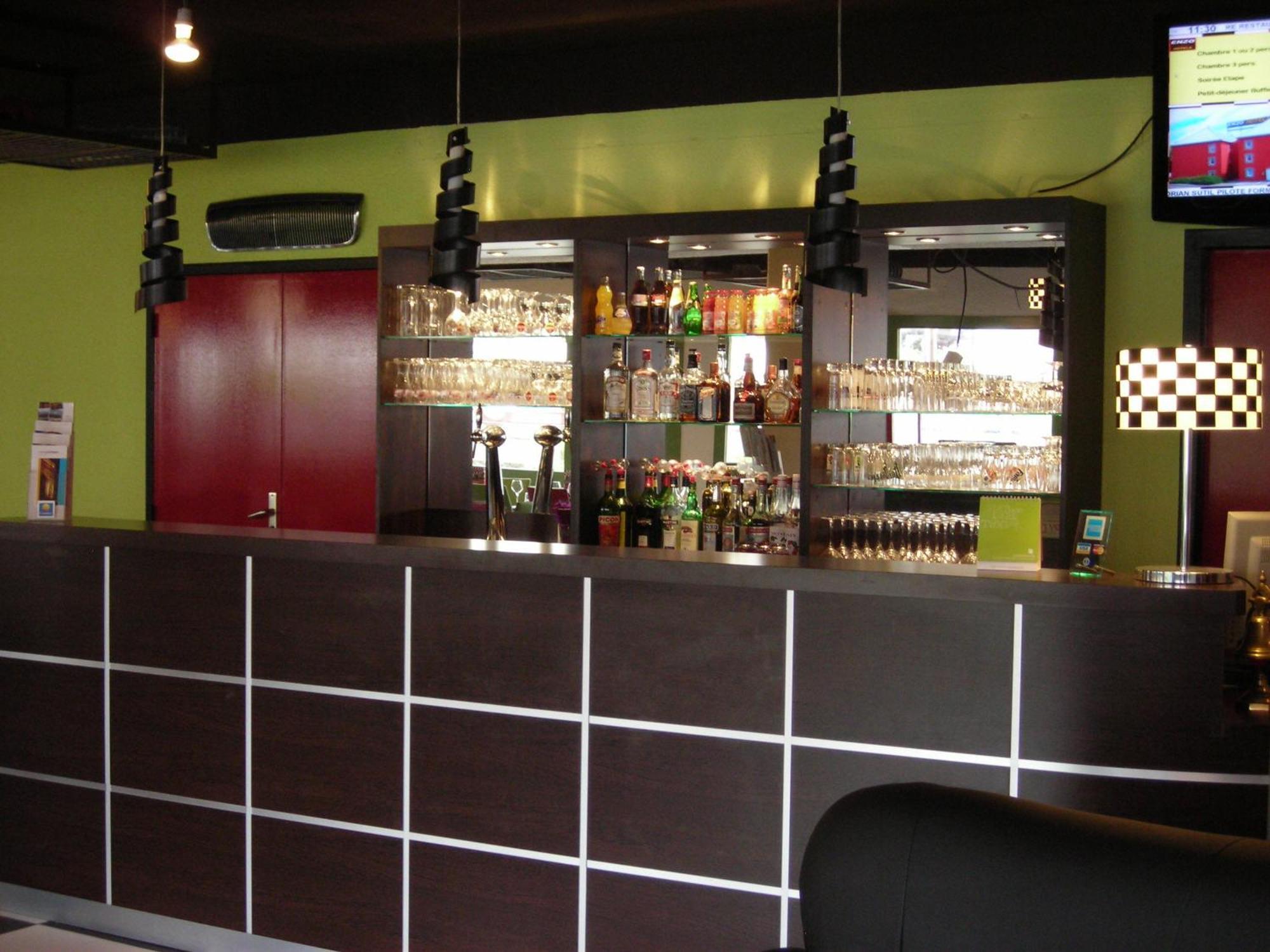 Enzo Hotels Pont-A-Mousson By Kyriad Direct Restaurante foto